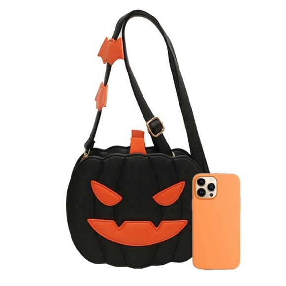 Purse! - Picture 5 of 7